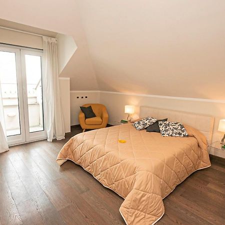 Real Italian Estate - Penthouse Apartment เจนัว ภายนอก รูปภาพ