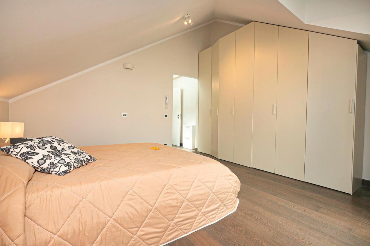 Real Italian Estate - Penthouse Apartment เจนัว ภายนอก รูปภาพ
